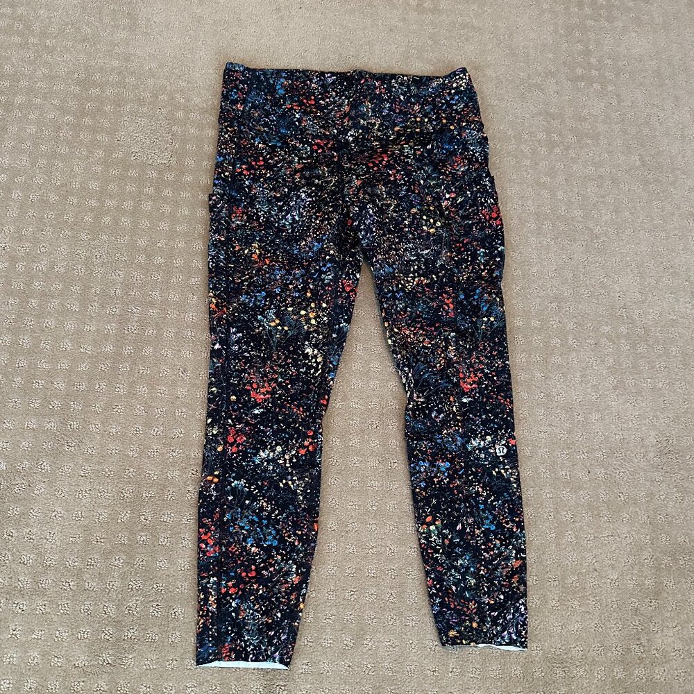 lululemon leggings in pristine condition for only $24